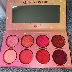 Cherry On Top eyeshadow palette from BH Cosmetics